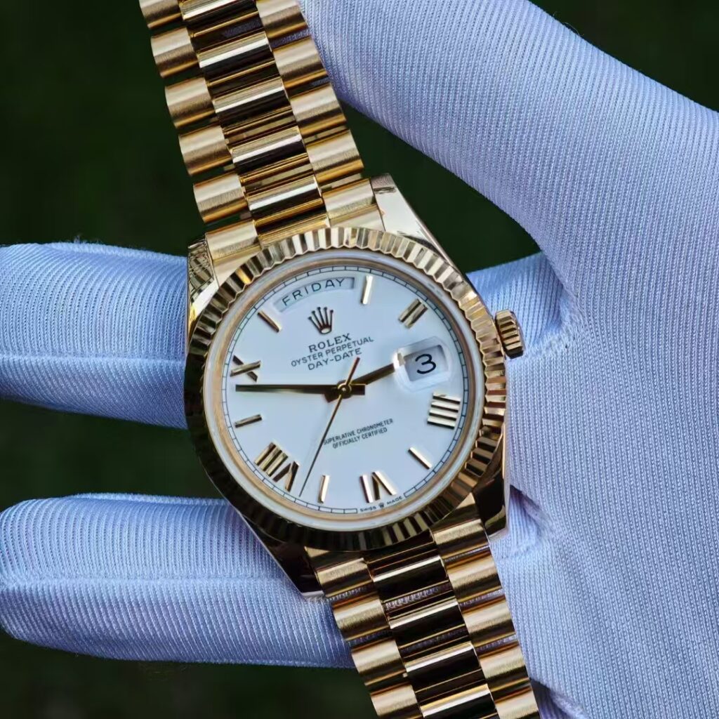 How to Choose the Most Authentic Replica Rolex Day-Date: Weight, Movement, and Gold Tone Explained